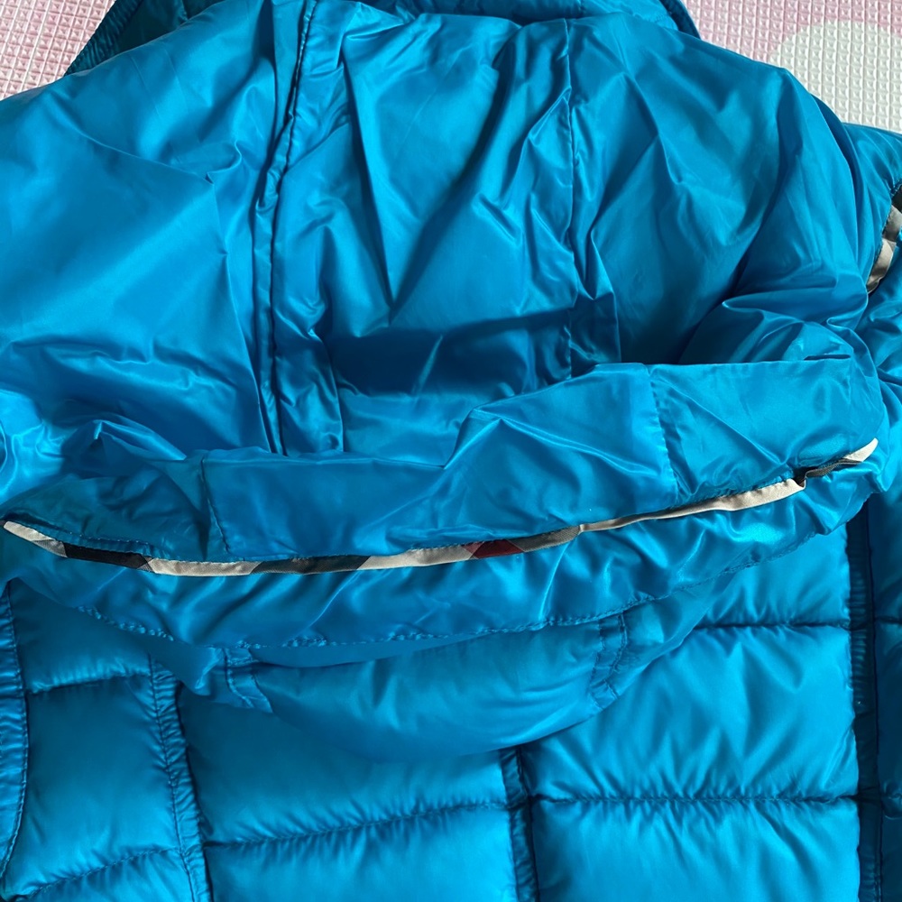 New Burberry Hooded Down Coat - Picture 10 of 11